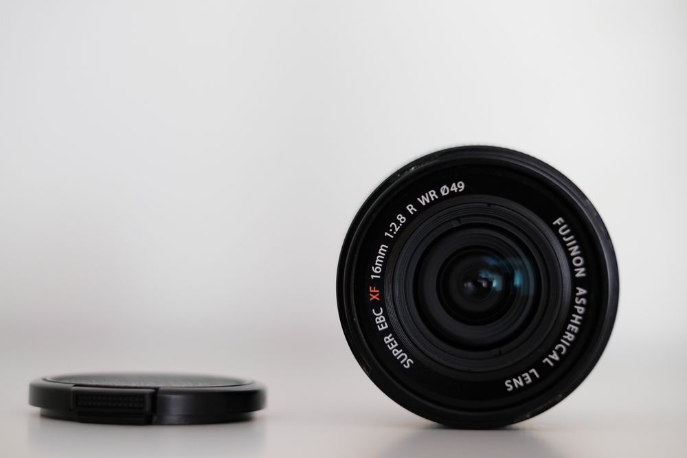 Fujifilm 50mm f2; Fujifilm 16mm f2.8 Fujinon