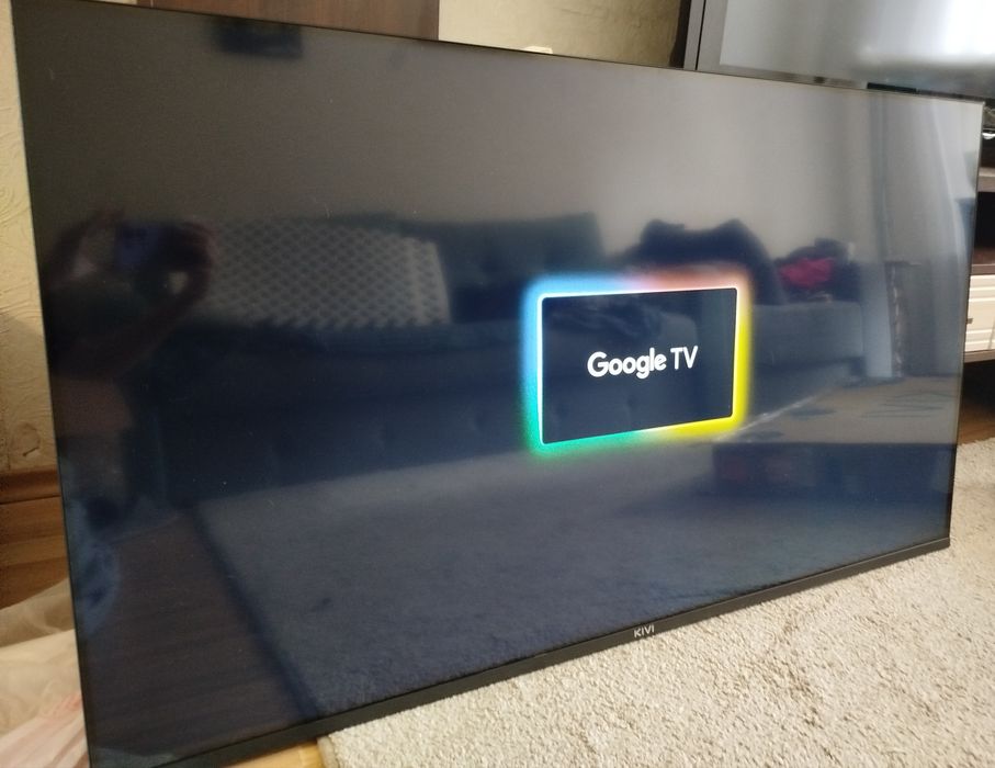 Телевізор KIVI  55" майже новий