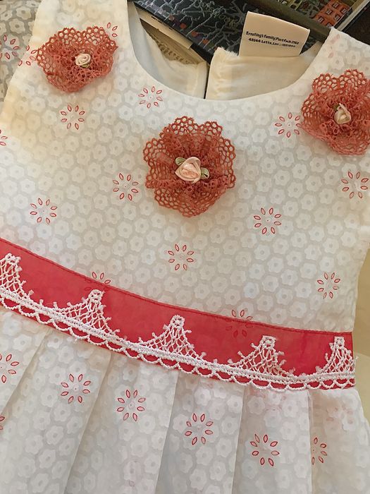 Платье на девочку