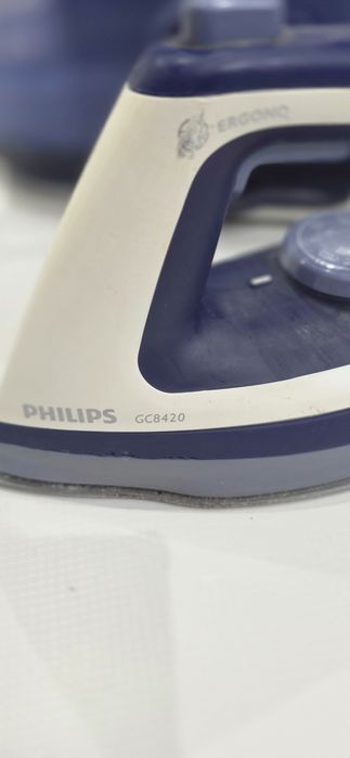 Żelazko parowe  PHILIPS GC8420