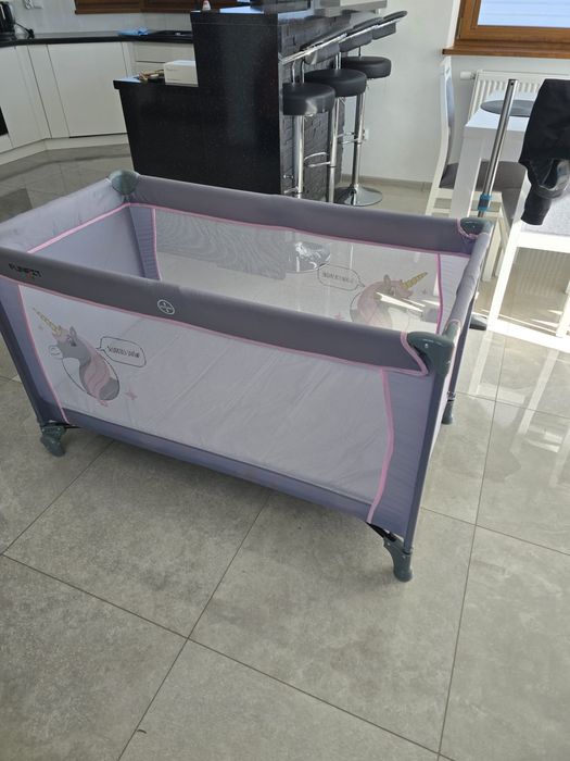 Łóżeczko turystyczne