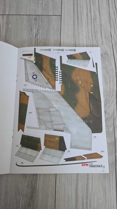 Model kartonowy GPM PHANTOM