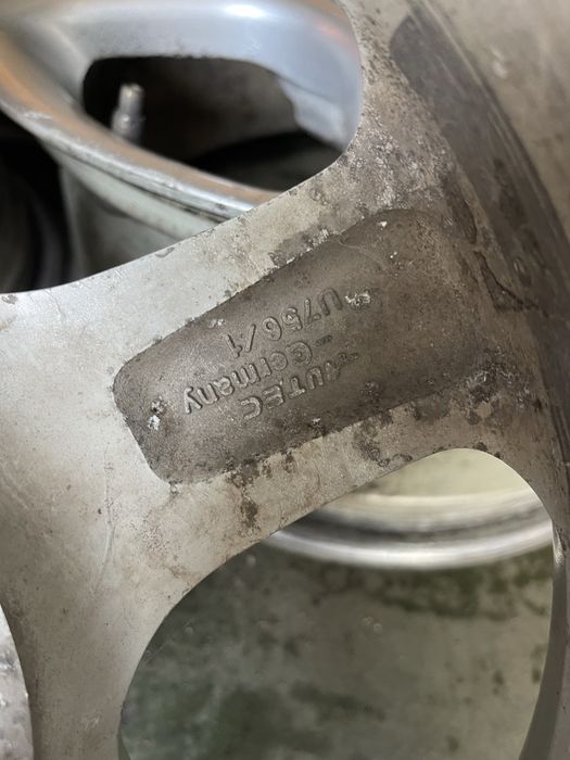 R16 4/100 Немецкие диски Autec