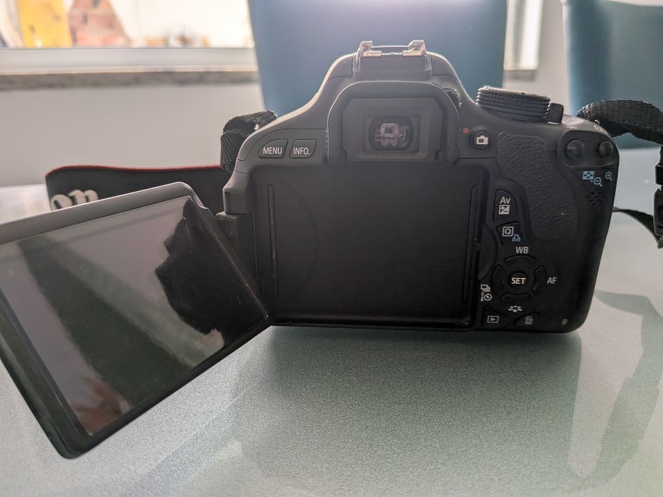 Canon EOS 600D (corpo)