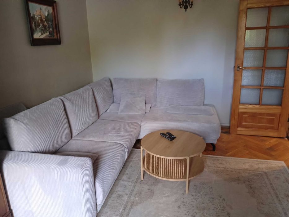 Wynajmę duże 2 pokoje mieszkanie 54 m², Julianów – 6 min do Manufaktury