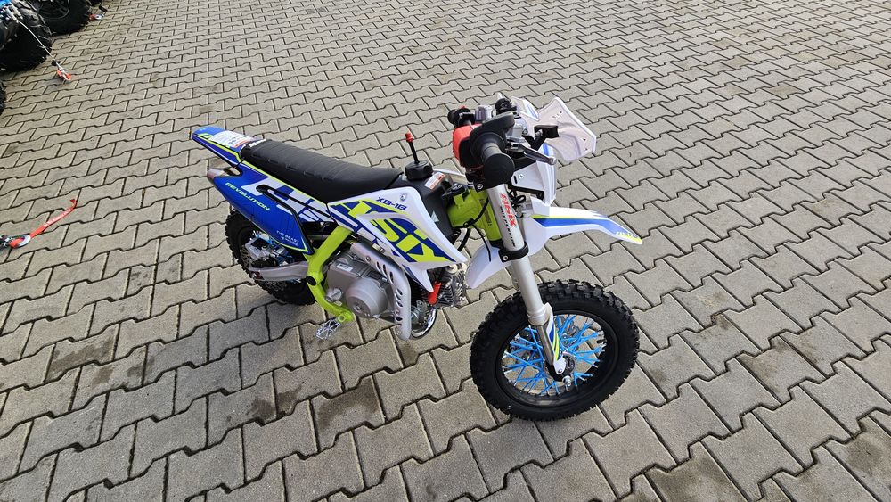 ASIX XB-18 70cc Raty na dowód