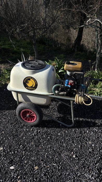 Maquina de sulfatar esmagadeira e vslanca