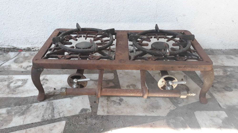 Fogão Antigo em Ferro