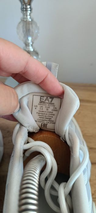 Buty Emporio Armani 36 białe