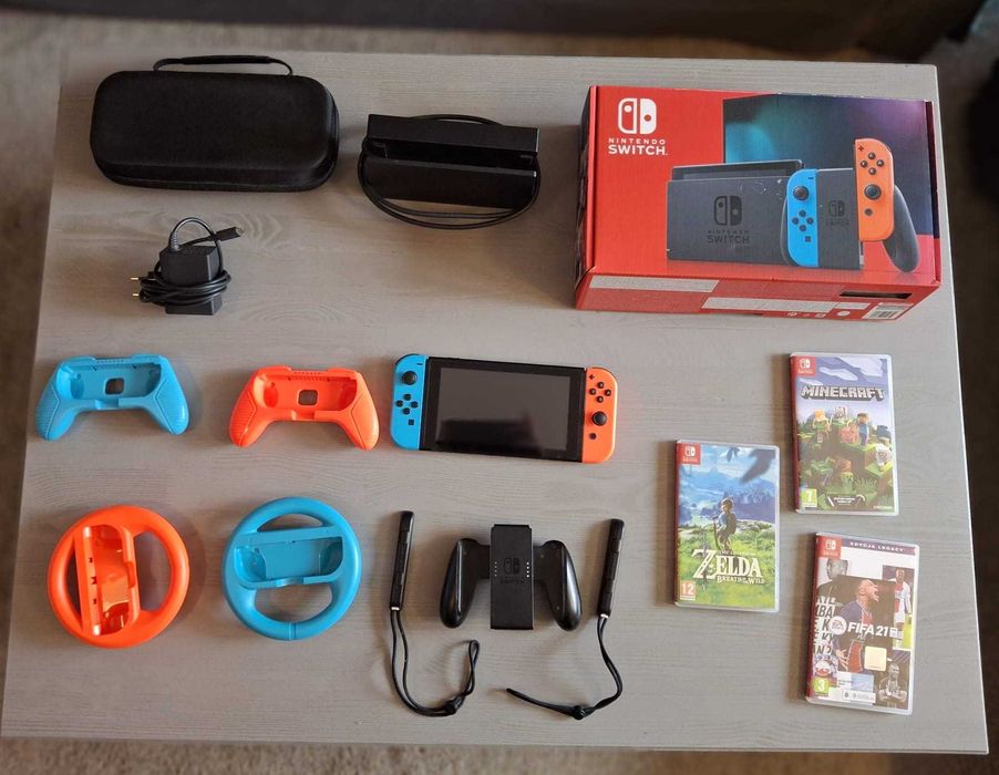Nintendo Switch Neon Blue/Red + dodatki + 3 gry + 0 driftu