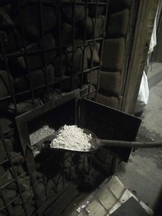 продаю вугілля уголь торфобрикет в роздріб в наявності Ужгород