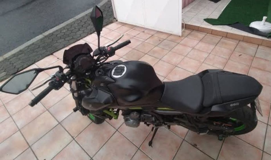 Kawasaki z650 de 2019