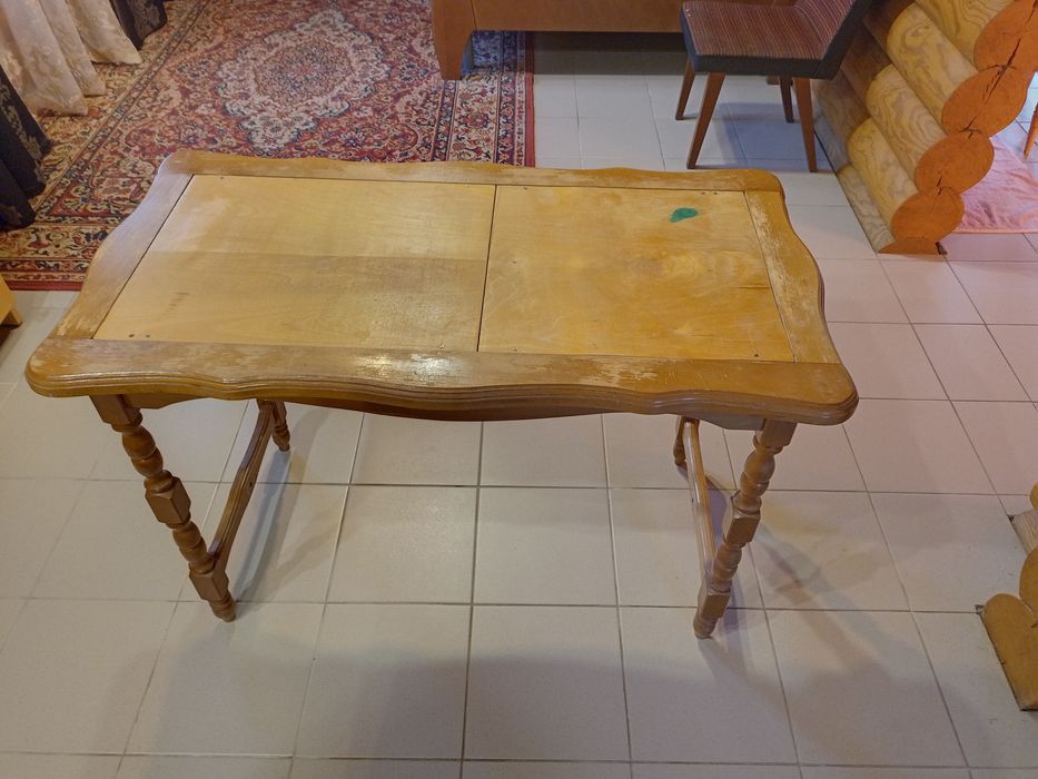 Столик 120-60 см бук.