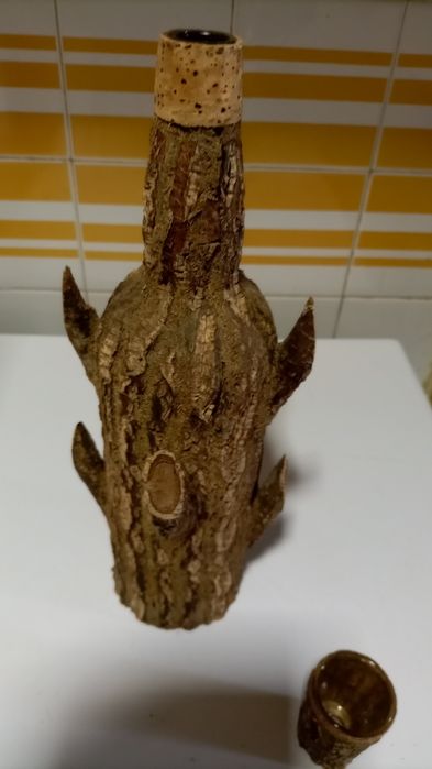 Garrafa forrada a cortiça