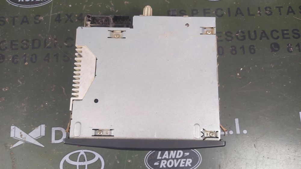 Sistema De Áudio Rádio Cd Nissan Primastar X83