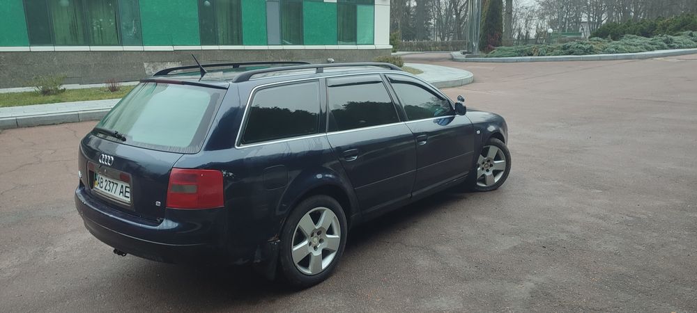 В продажі Ауди а 6 c5