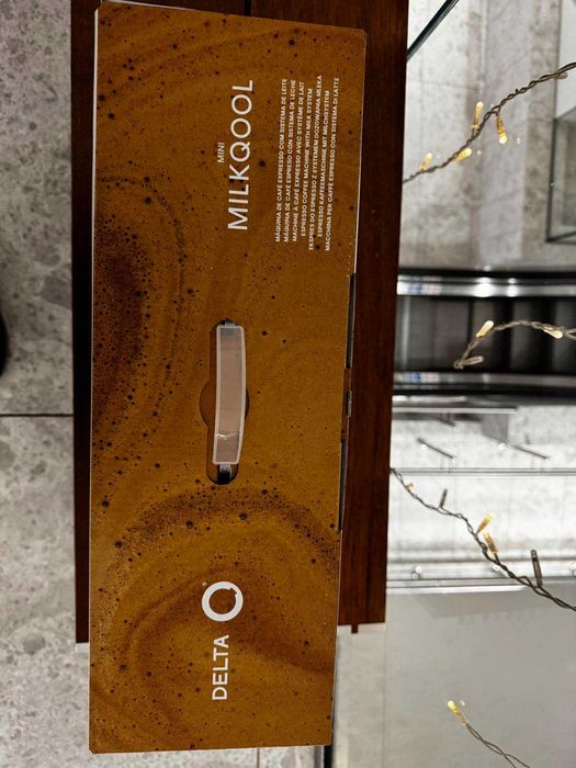 Ekspres kapsułkowy Delta Q MINI MILKQOOL 20 bar (Tylko Wrocław)