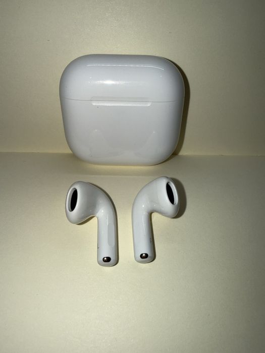 Apple AirPods 4 ANC офіційні б/у