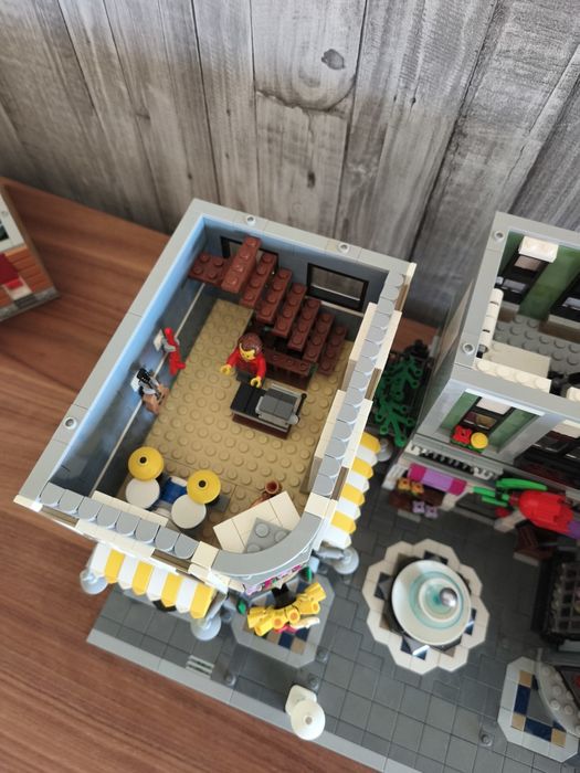 Lego Creator Expert Largo da Assembleia