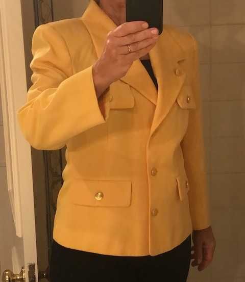 Casaco de senhora amarelo da marca de luxo Norbert Grin