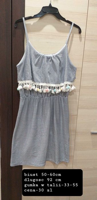 Sukienka boho z pomnikami