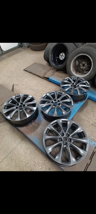 Renowacja felg stalowych i aluminiowych malowanie proszkowe