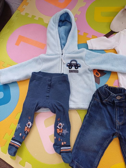 Лот теплого одягу на хлопчика 0-4 міс