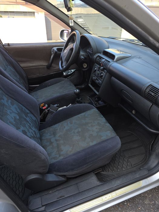 Vendo  Opel Corsa 1999