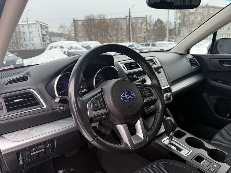 Subaru OUTBACK 2017r