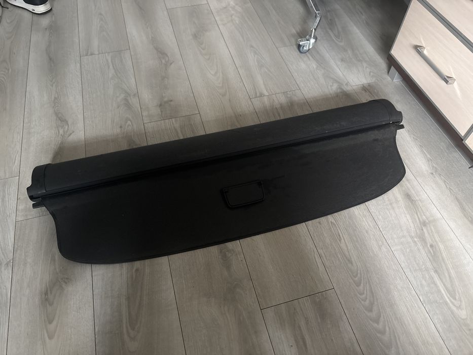 Roleta bagażnika  audi a4b7