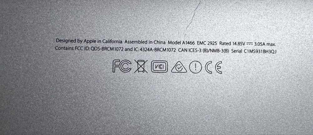 Запчастини чи для користування (роутер,клавіатура,шлейф,макбук,годин.)