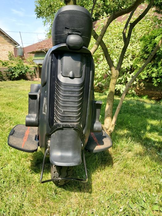 Продам моноколесо InMotion V12HT