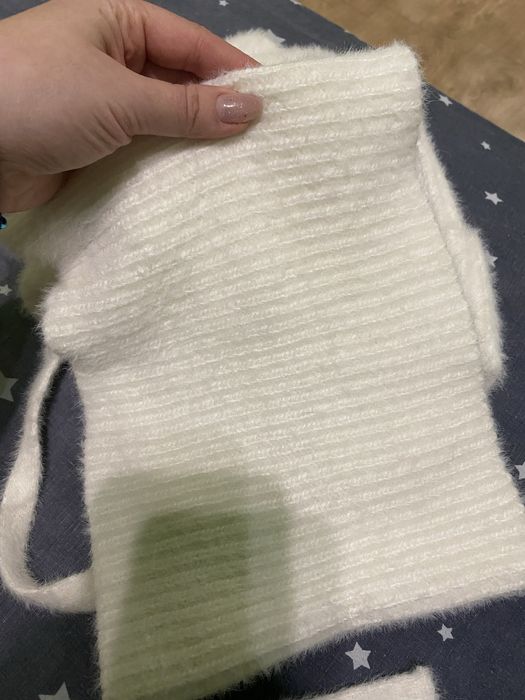 Зимова шапка на дівчинку