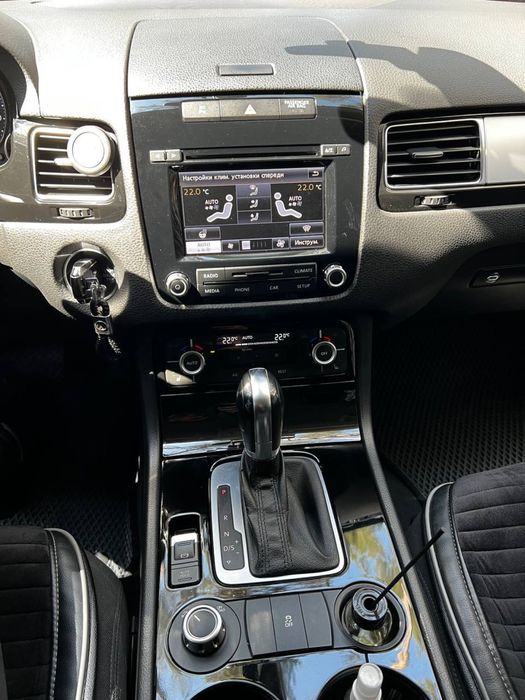 Volkswagen TOUAREG 3.0TDI