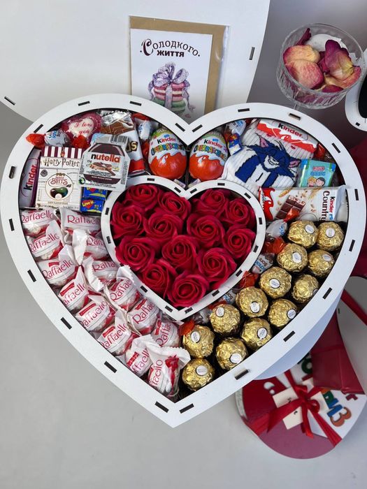 НАЙКРАЩА ЦІНА! Подарунковий бокс з цукерками/ подарунок для дівчини