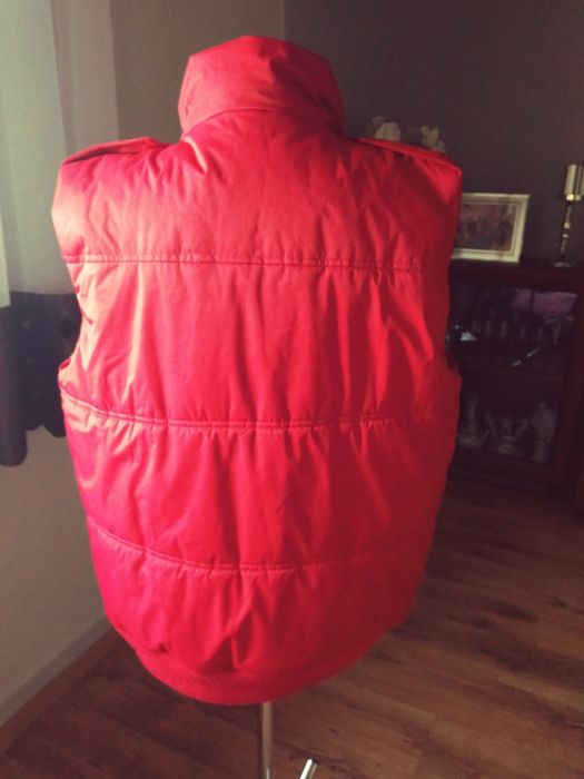 Kamizelka meska czerwona L pikowana zimowa