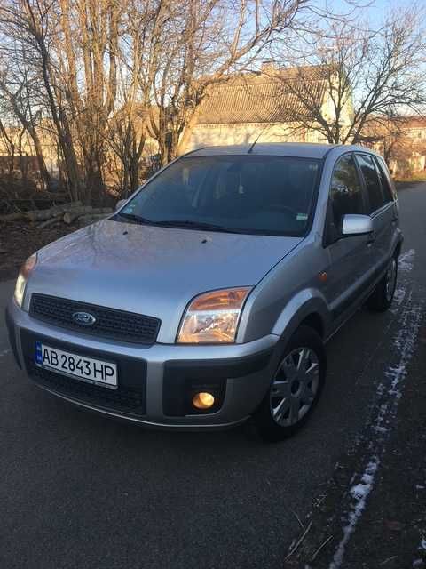 продам автомобіль