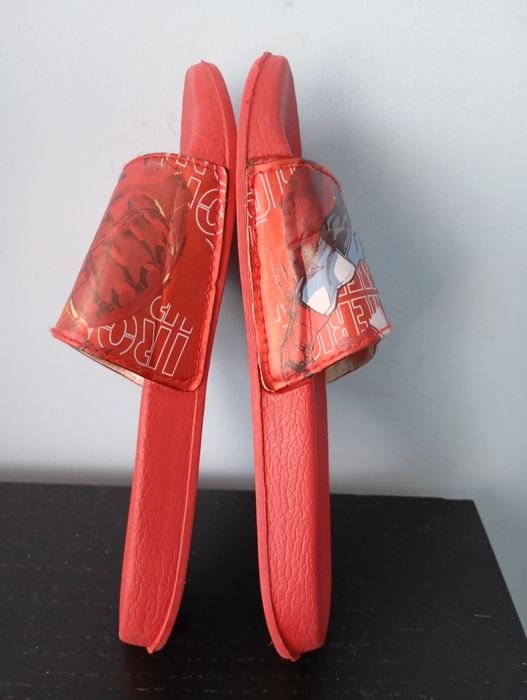 Chinelos Marvel menino