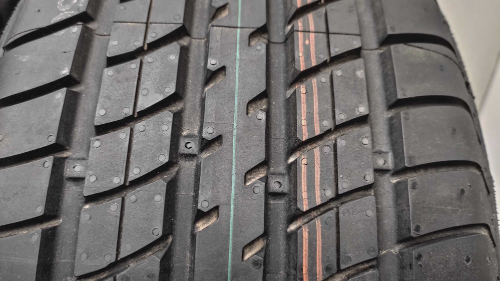 шини 225/60R16. Dunlop. нові 55