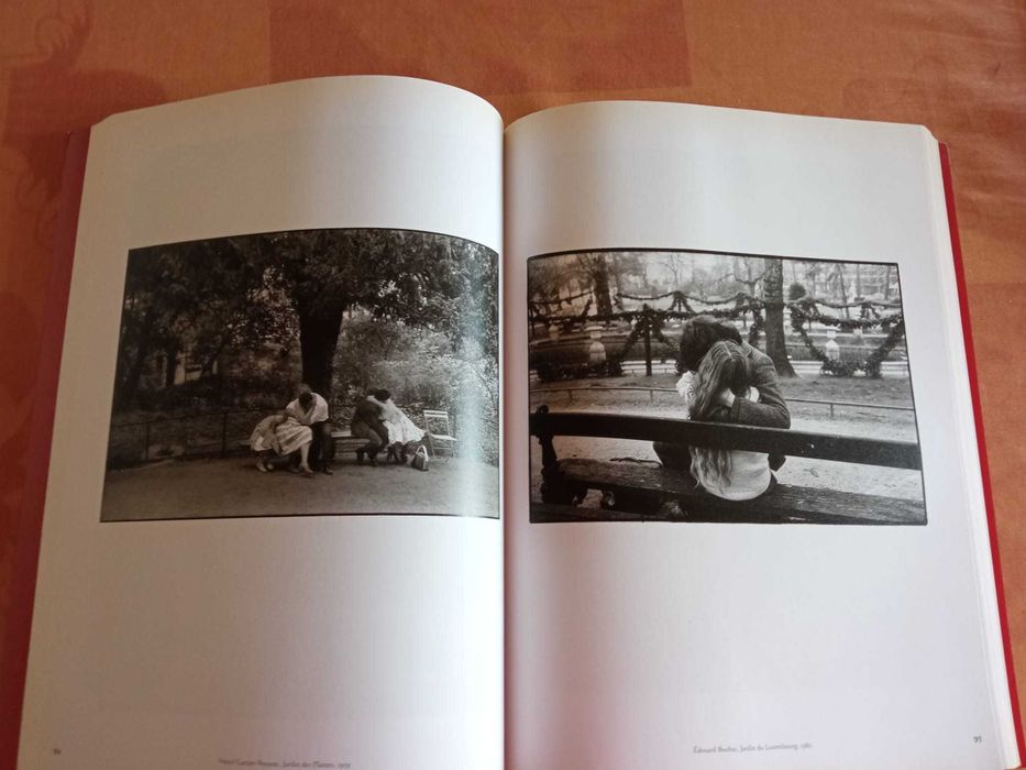 Livro de fotografia sobre Paris, 2004 (como novo)