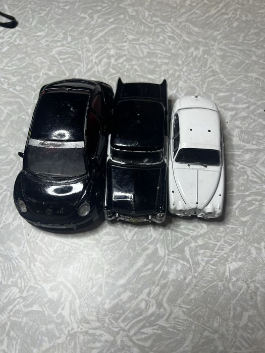 Машинки одним лотом