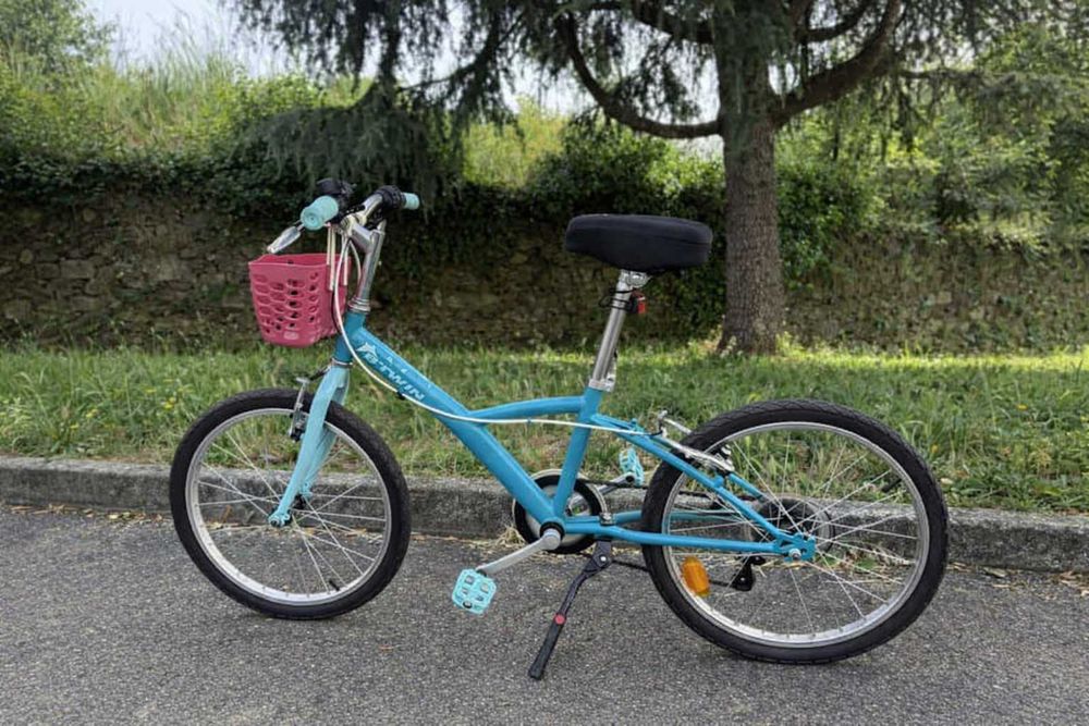 Bicicleta BTWIN criança – excelente estado, com cesto frontal