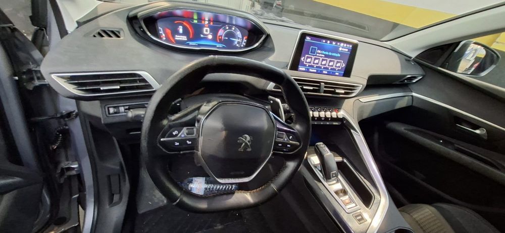 Peugeot 3008 1.6 Gasoleo automatico — photo 4
