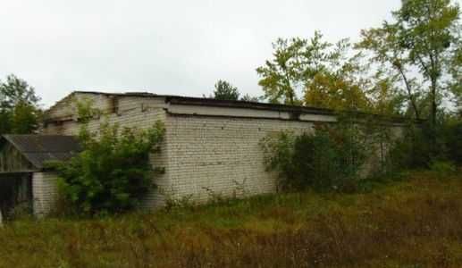 Комплекс будівель 1088 м² на вул. Варшавська, 18