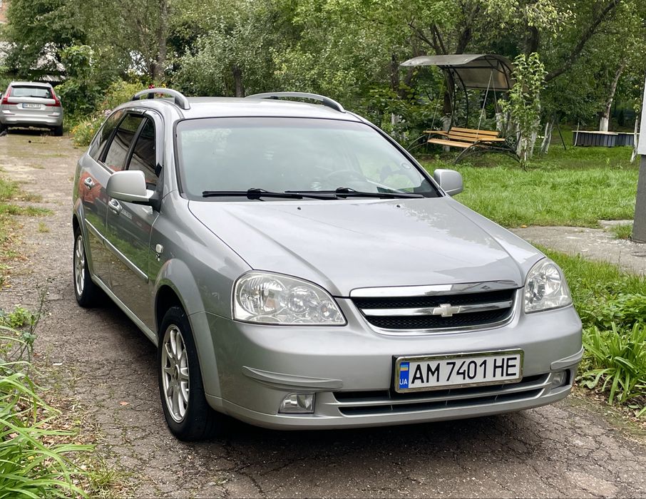 Chevrolet Nubira 2010 в чудовому стані