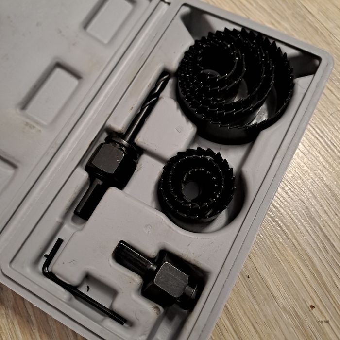 Nowy 11-częściowy zestaw otwornic do gk, drewna