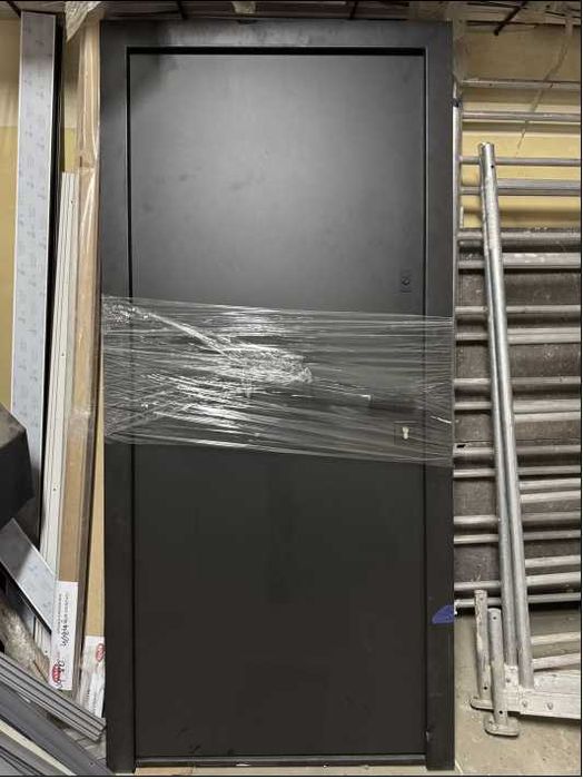 Drzwi zewnętrzne WIŚNIOWSKI