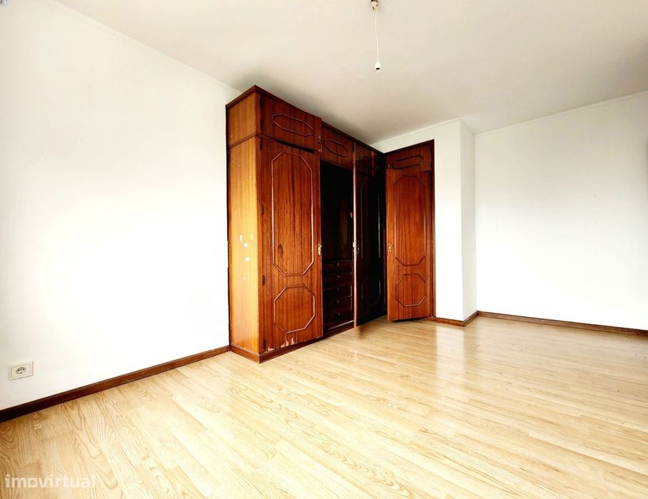 Apartamento T2 em Vilar do Paraíso