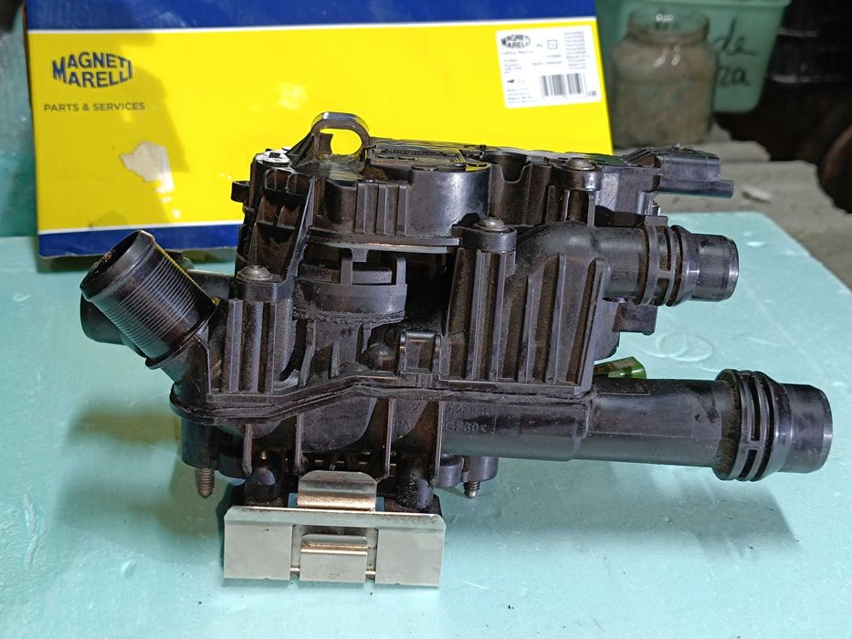 Termostato usado MANN HUMMEL Citroen Peugeot C3 C4