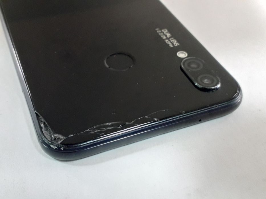 Huawei P20 lite (6/128Gb)